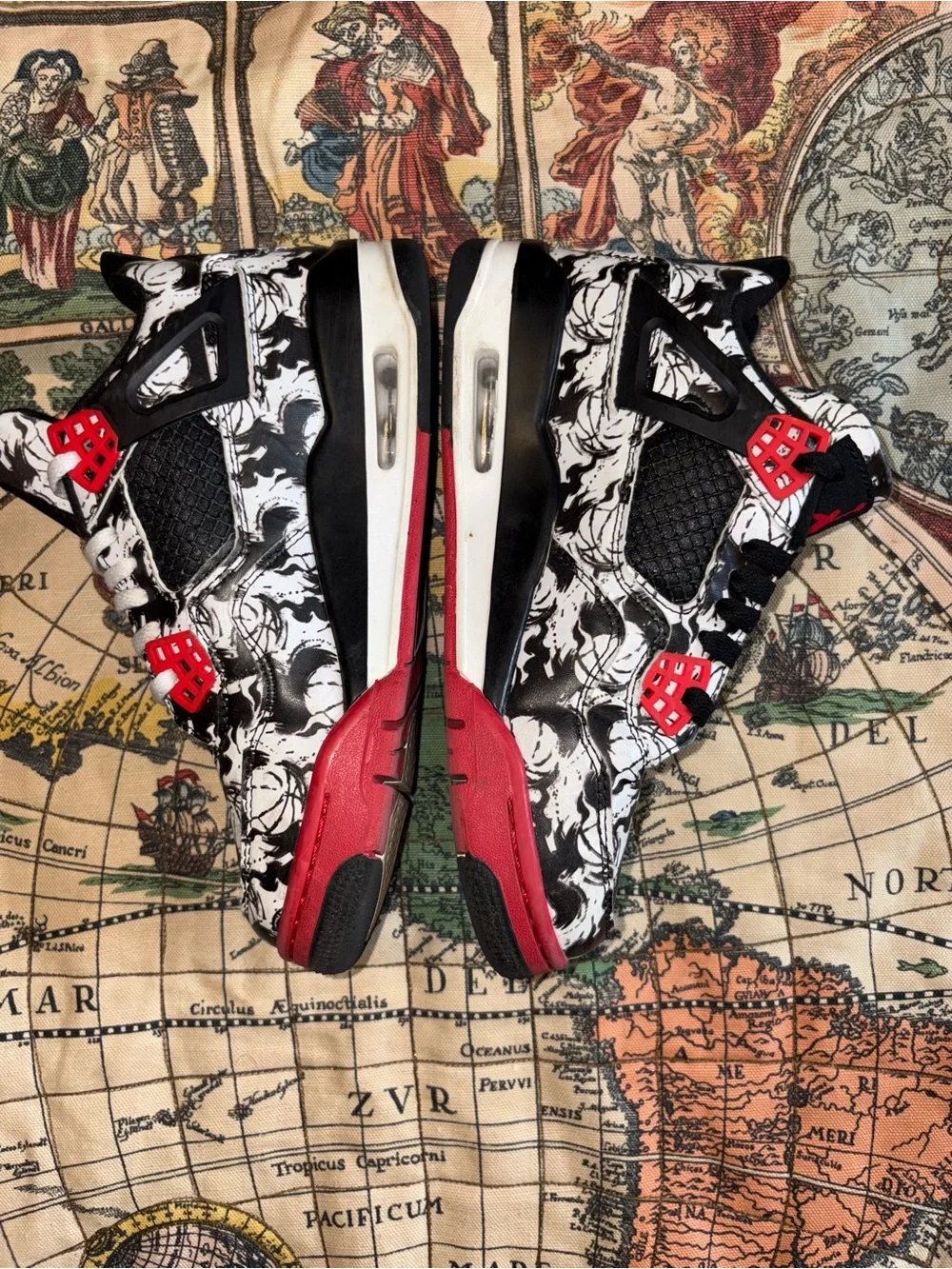 Jordan Kids Black White Red Graphic Retro 4 Sneakers